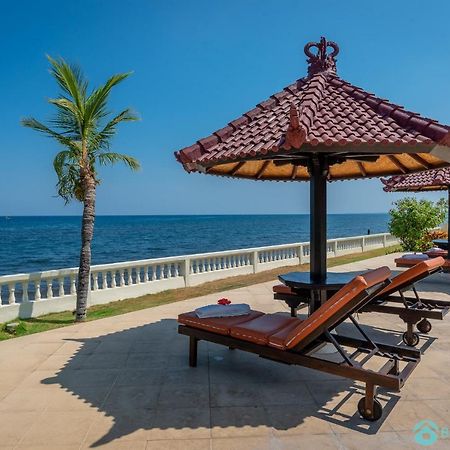 Villa Namasté - Beachfront at Lovina 10P, Pool, BBQ Banjar  Extérieur photo