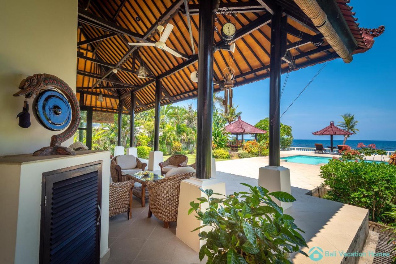 Villa Namasté - Beachfront at Lovina 10P, Pool, BBQ Banjar  Extérieur photo