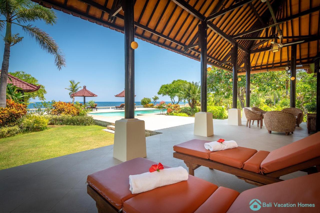 Villa Namasté - Beachfront at Lovina 10P, Pool, BBQ Banjar  Extérieur photo